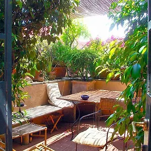Fiore Apartment