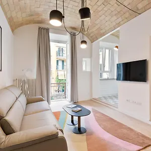 Buzzstays - Stylish Vatican Downtown Rom